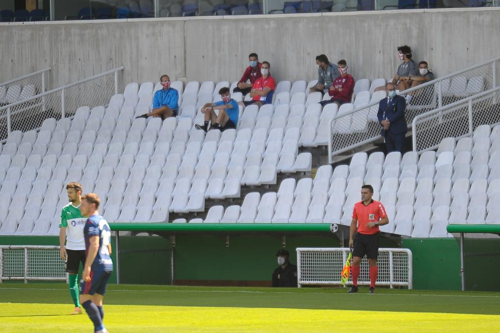 Partido del Racing de Santander contra la SD Huesca, en El Sardinero.