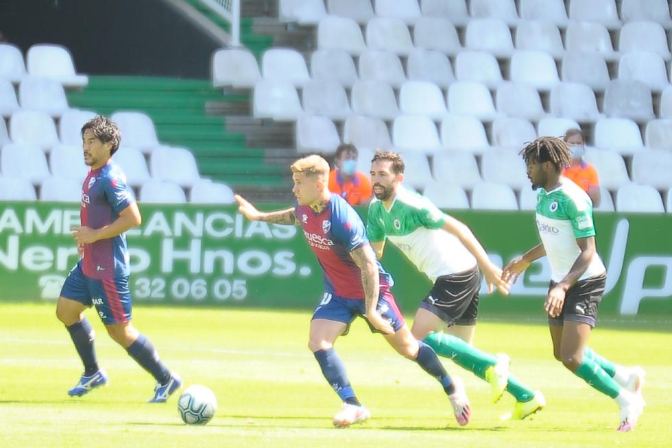 Partido del Racing de Santander contra la SD Huesca, en El Sardinero.
