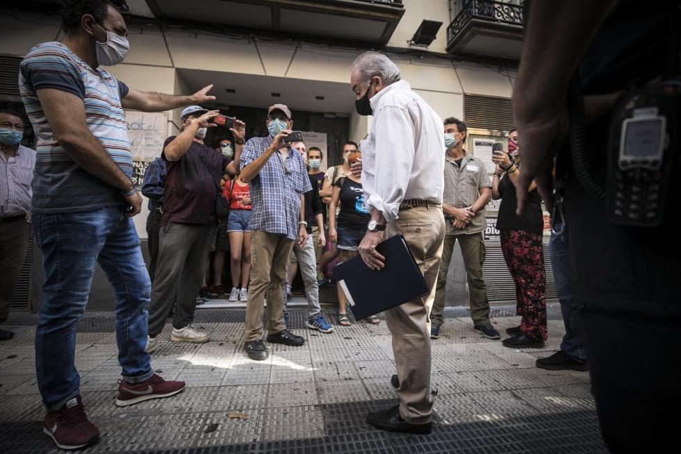 Se han vivido momentos de tensión durante el desalojo de los okupas