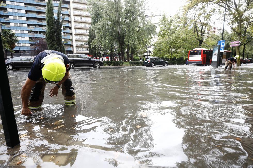Tromba de lluvia torrencial en Zaragoza