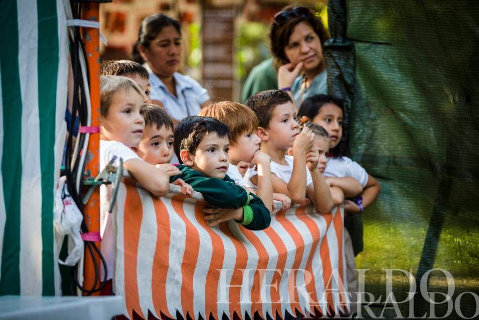 2016. Teatro de las Marionetas en la plaza de los Sitios.