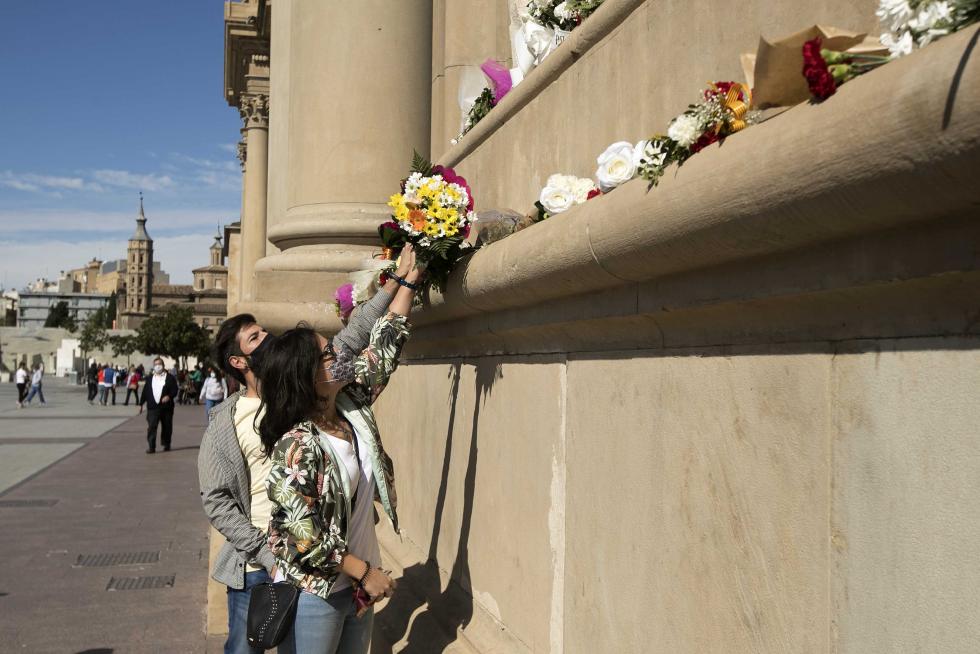 Primer día de las 'no fiestas' del Pilar en Zaragoza.
