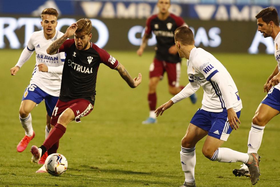 Real Zaragoza - Albacete: fotos de la segunda mitad del partido en La Romareda