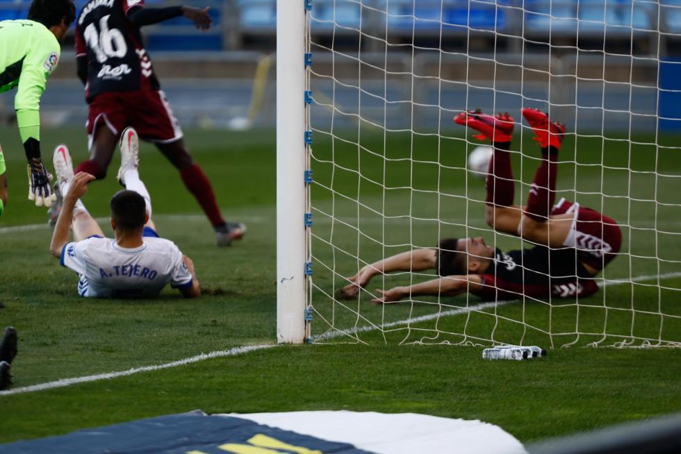 Real Zaragoza - Albacete: imágenes de la primera mitad del partido