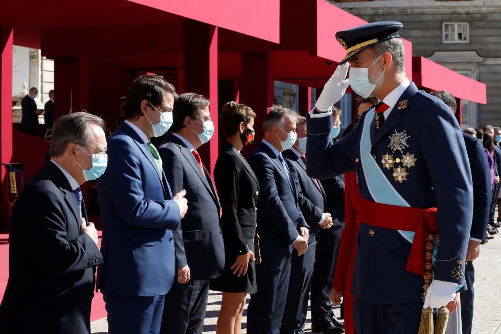 Los Reyes presiden un 12-O sin desfile militar.