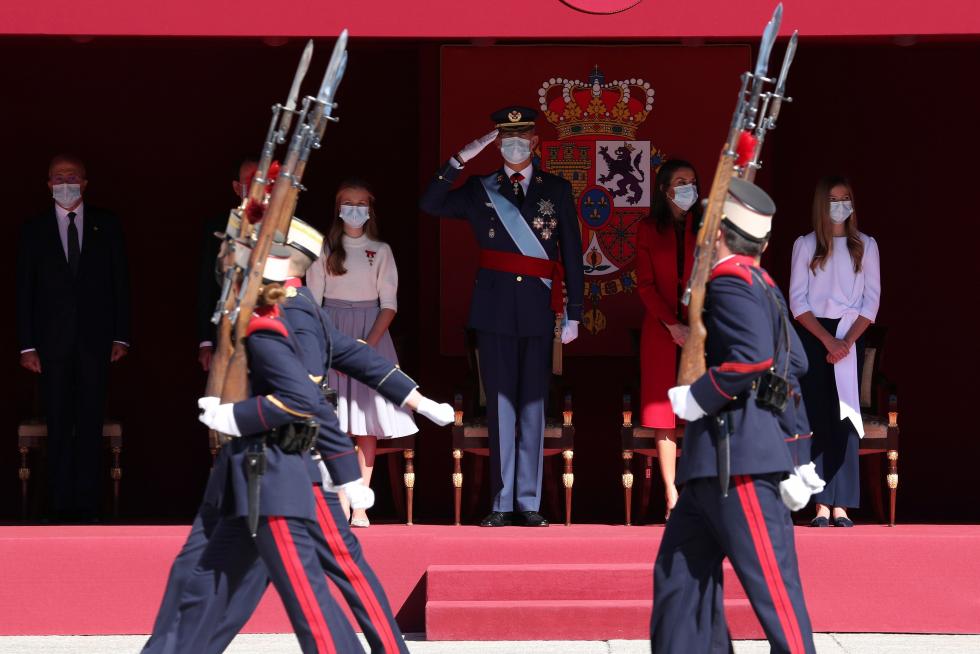 Los Reyes presiden un 12-O sin desfile militar.