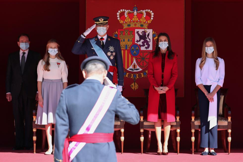 Los Reyes presiden un 12-O sin desfile militar.