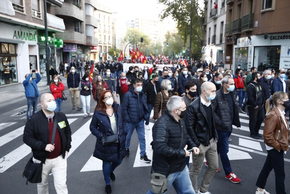 Manifestación de trabajadores de Alumalsa, este sábado en Zaragoza.
