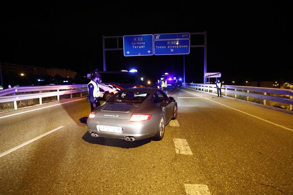 Fuerzas y Cuerpos de Seguridad vigilan el confinamiento de Zaragoza