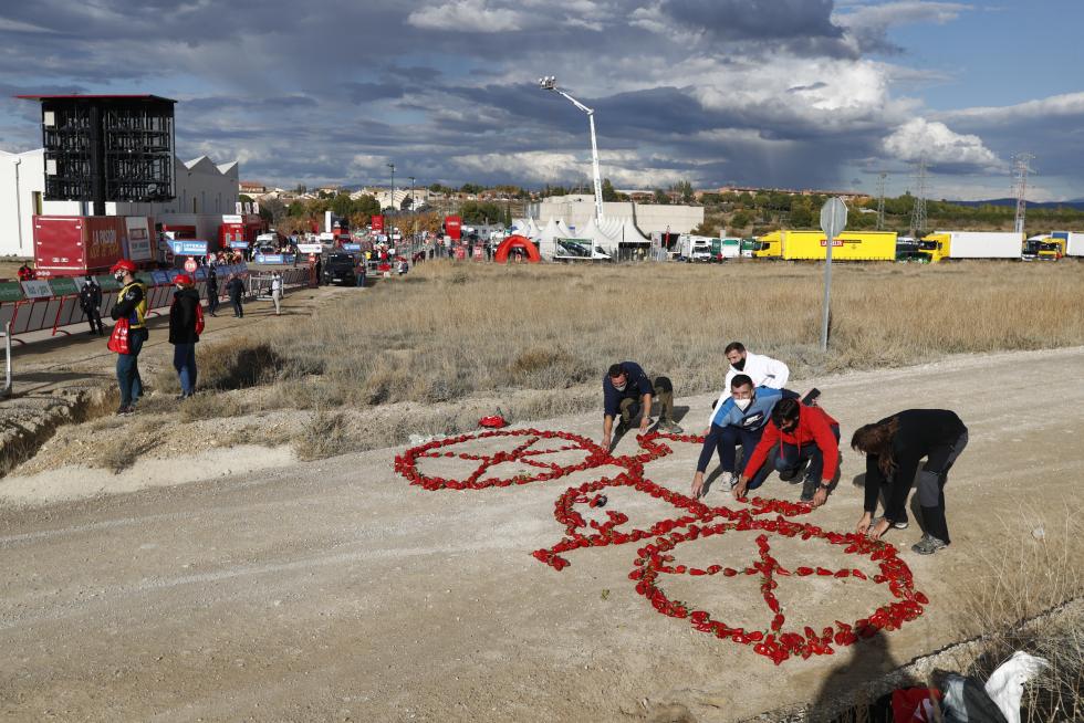 Ambiente en Ejea de los Caballeros, escenario del final de la cuarta etapa de la Vuelta a España