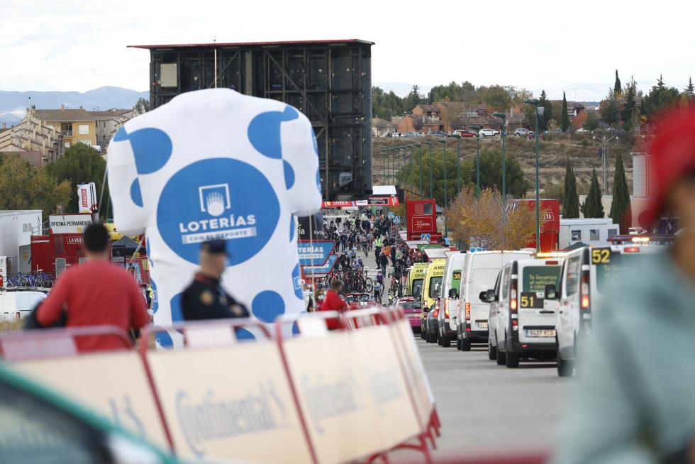 Ambiente en Ejea de los Caballeros, escenario del final de la cuarta etapa de la Vuelta a España
