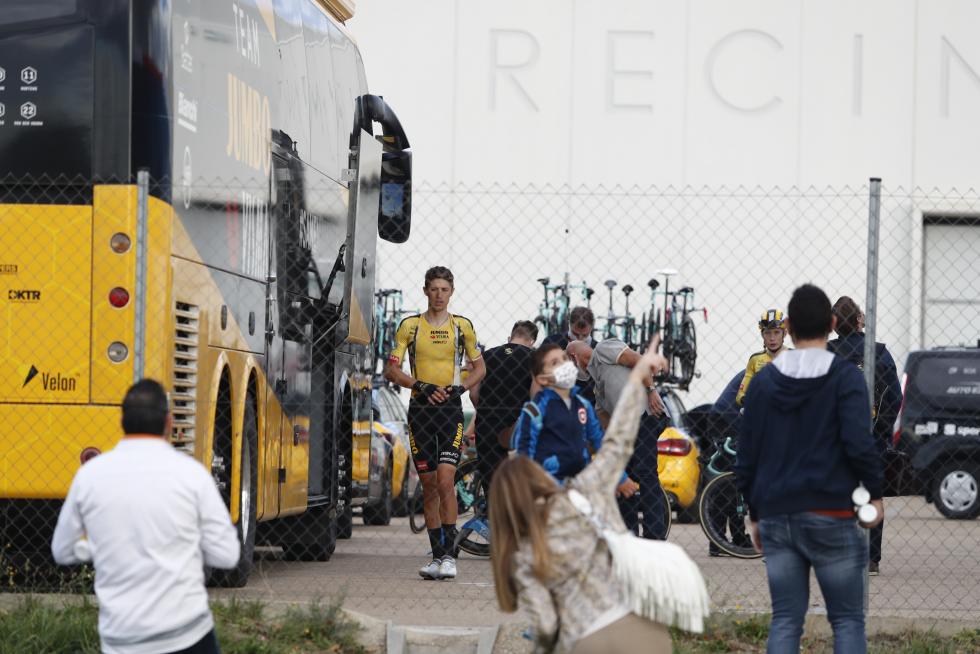 Ambiente en Ejea de los Caballeros, escenario del final de la cuarta etapa de la Vuelta a España