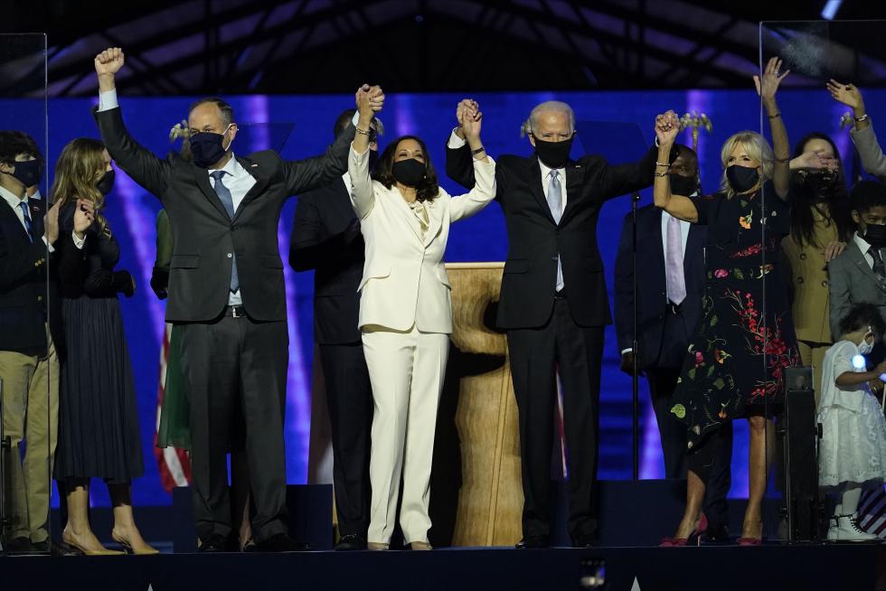 Joe Biden y Kamala Harris celebran haber ganado las elecciones a la Presidencia de Estados Unidos
