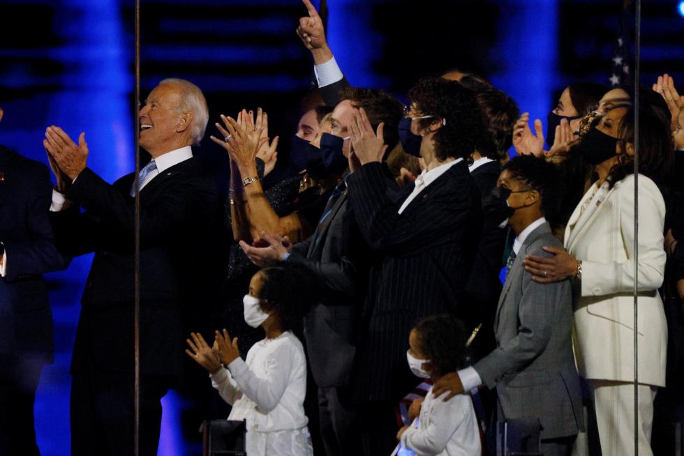 Joe Biden y Kamala Harris celebran haber ganado las elecciones a la Presidencia de Estados Unidos