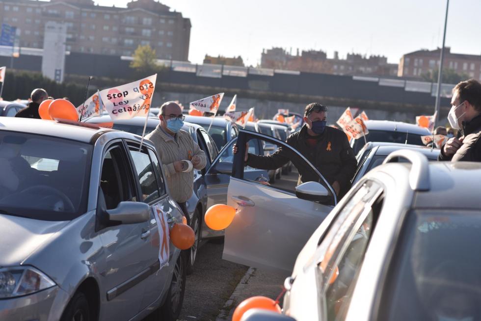 La concertada toma las calles para protestar contra la ley Celaá