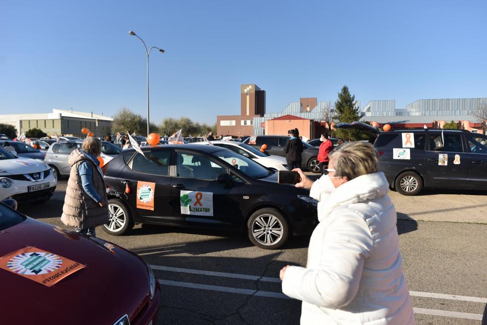 La concertada toma las calles para protestar contra la ley Celaá