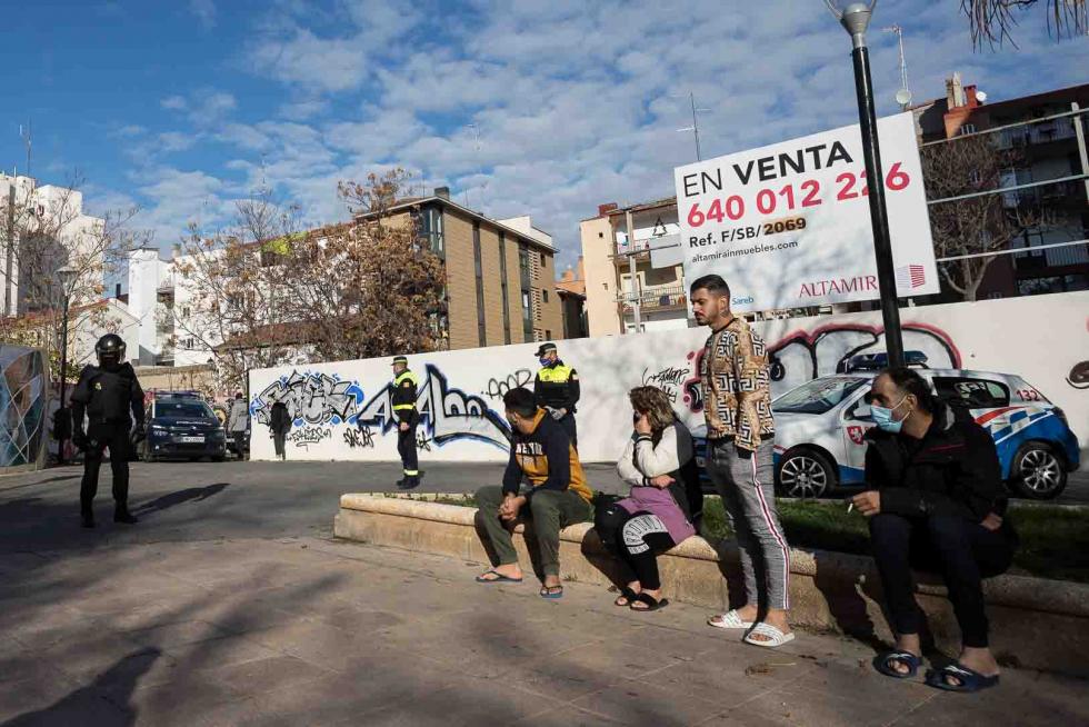 Tres okupas, detenidos por actos vandálicos en la calle Pignatelli