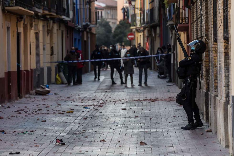 Tres okupas, detenidos por actos vandálicos en la calle Pignatelli