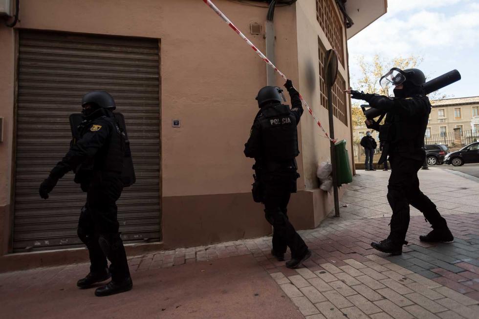 Tres okupas, detenidos por actos vandálicos en la calle Pignatelli