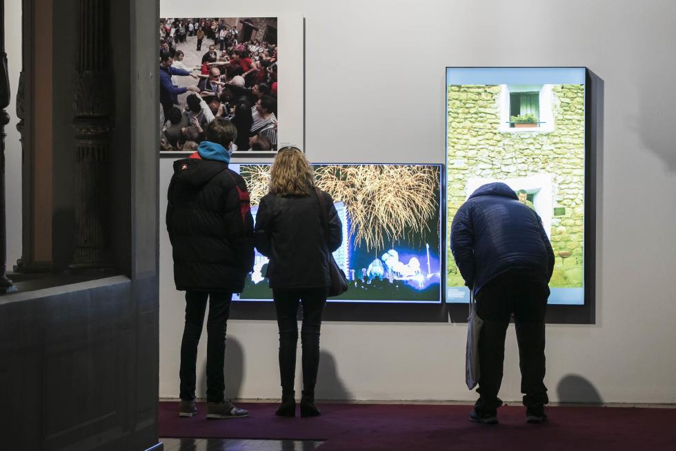 ‘HERALDO. 125 años de fotografías’, un viaje emocional en el palacio de Sástago.