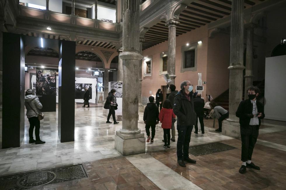 ‘HERALDO. 125 años de fotografías’, un viaje emocional en el palacio de Sástago.