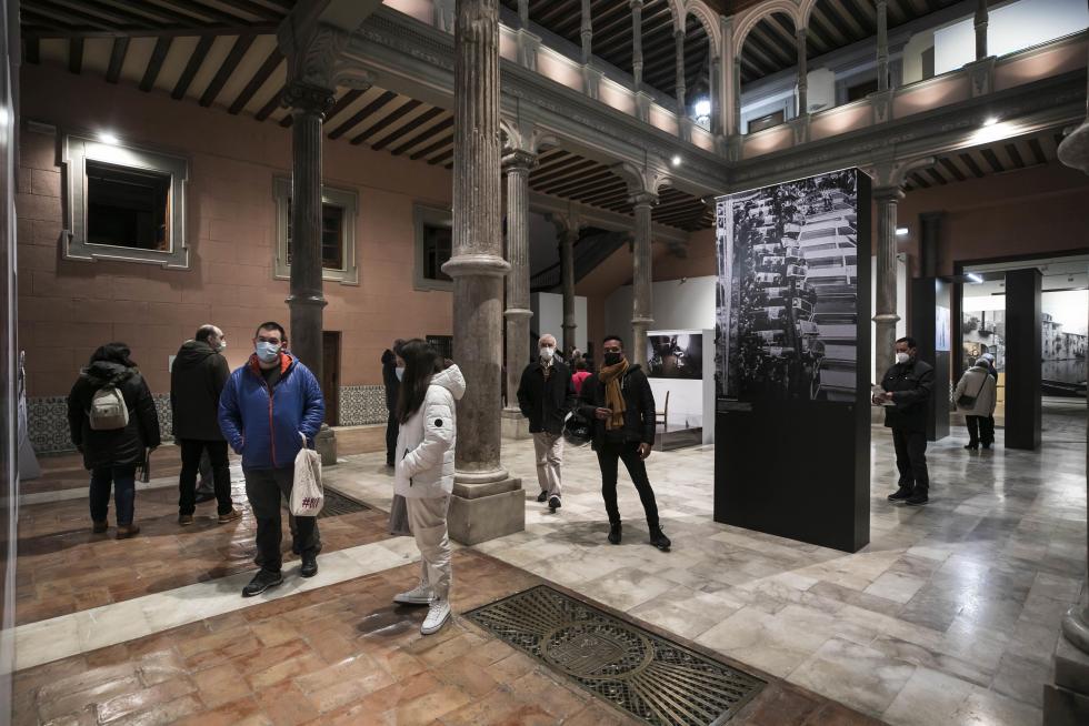 ‘HERALDO. 125 años de fotografías’, un viaje emocional en el palacio de Sástago.