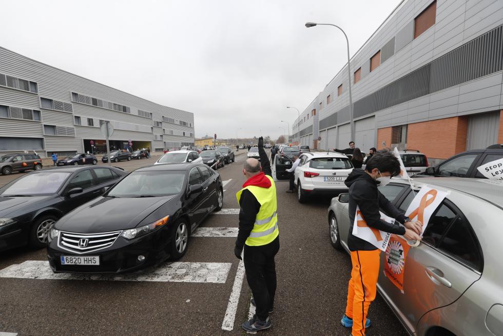 Nueva protesta en coches contra la ley Celáa