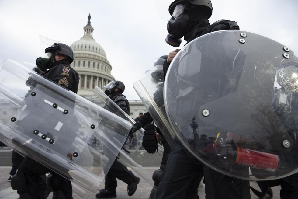 Pro-Trump rally ahead of US Congress counting electoral college votes