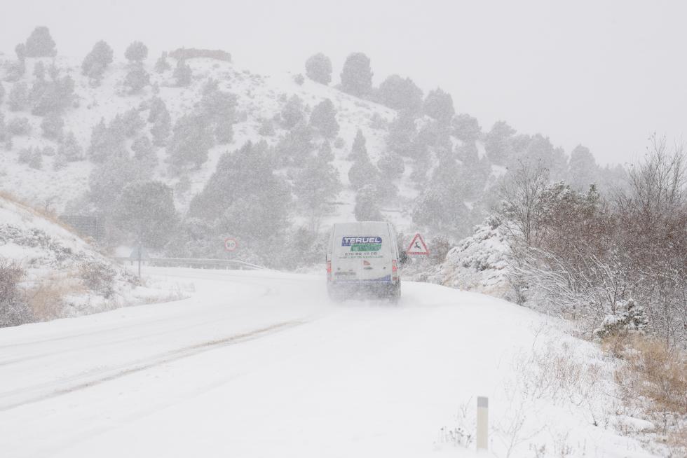 La nieve de Filomena tiñe de blanco la provincia de Teruel