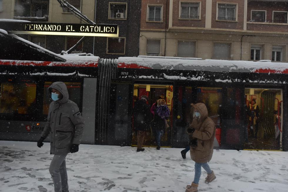 Filomena deja su rastro de nieve en Zaragoza