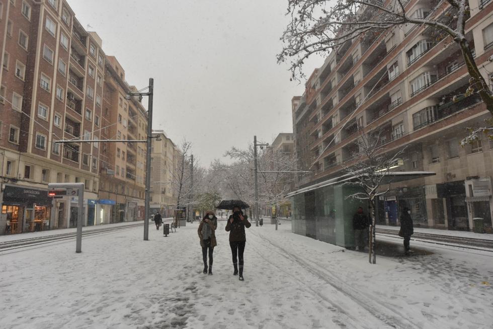 Filomena deja su rastro de nieve en Zaragoza