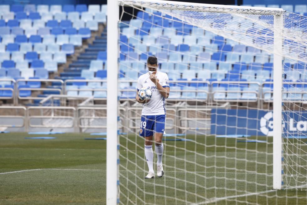 Presentación de Álex Alegría como jugador del Real Zaragoza.