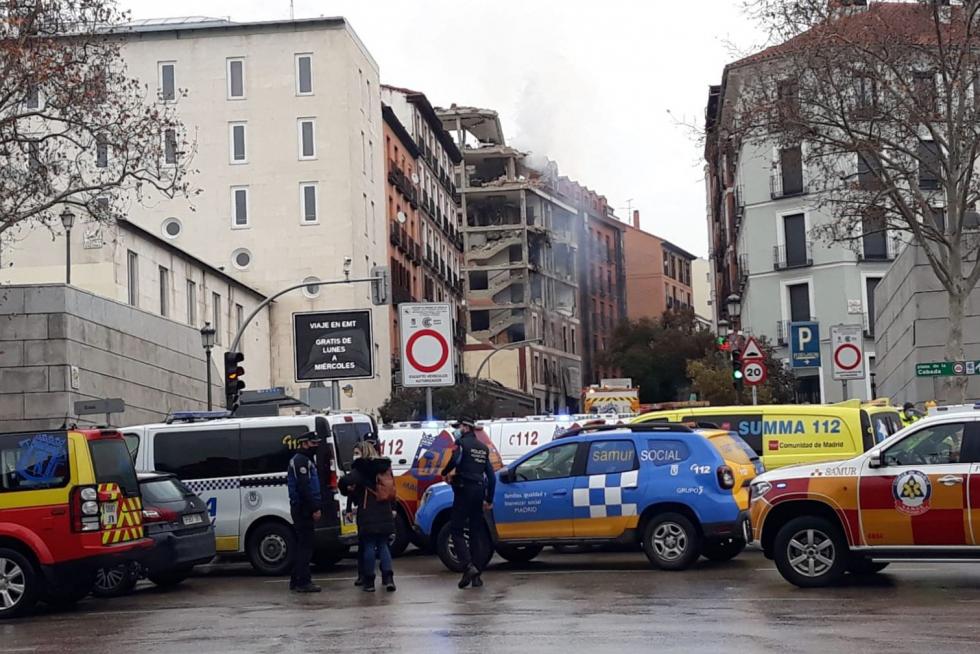 Fuerte explosión en un edificio de Madrid