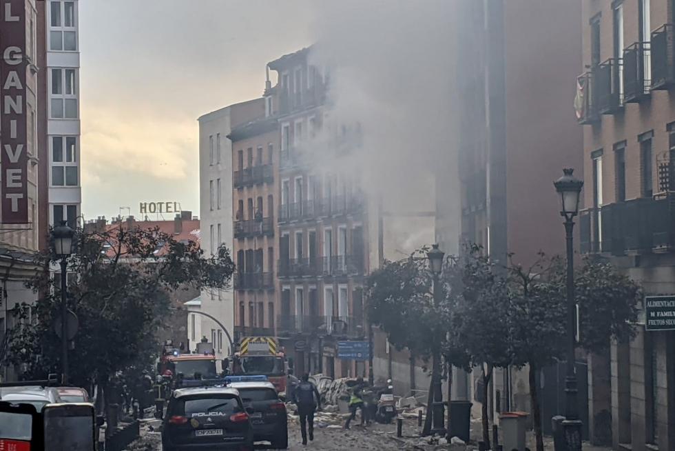 Fuerte explosión en un edificio de Madrid