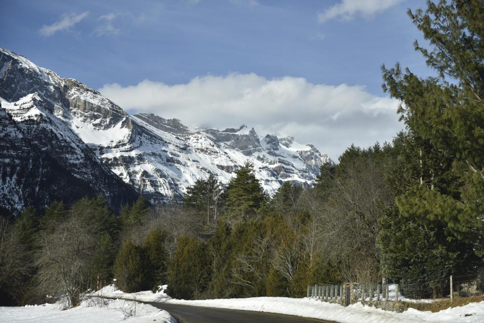 El Valle de Pineta, nevado.