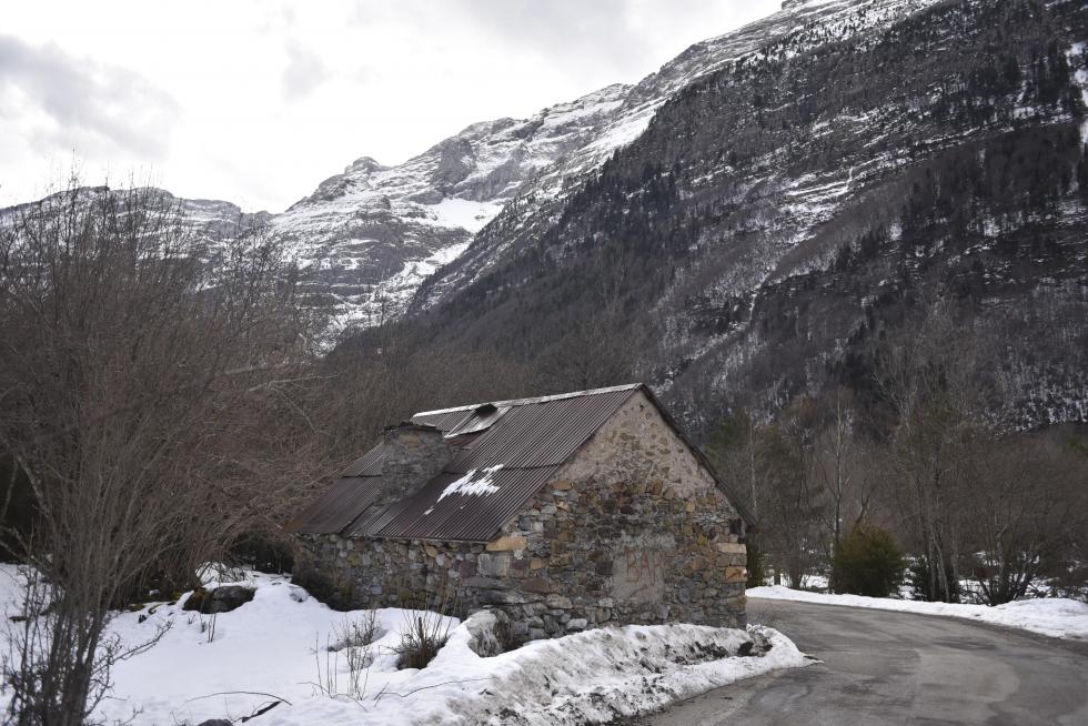 El Valle de Pineta, nevado.