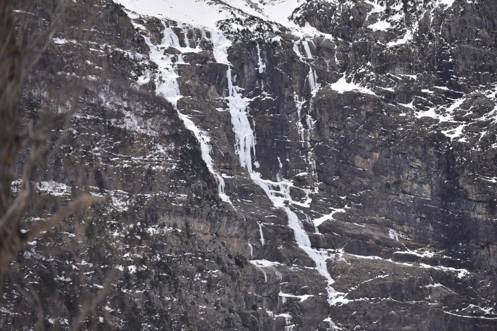 El Valle de Pineta, nevado.