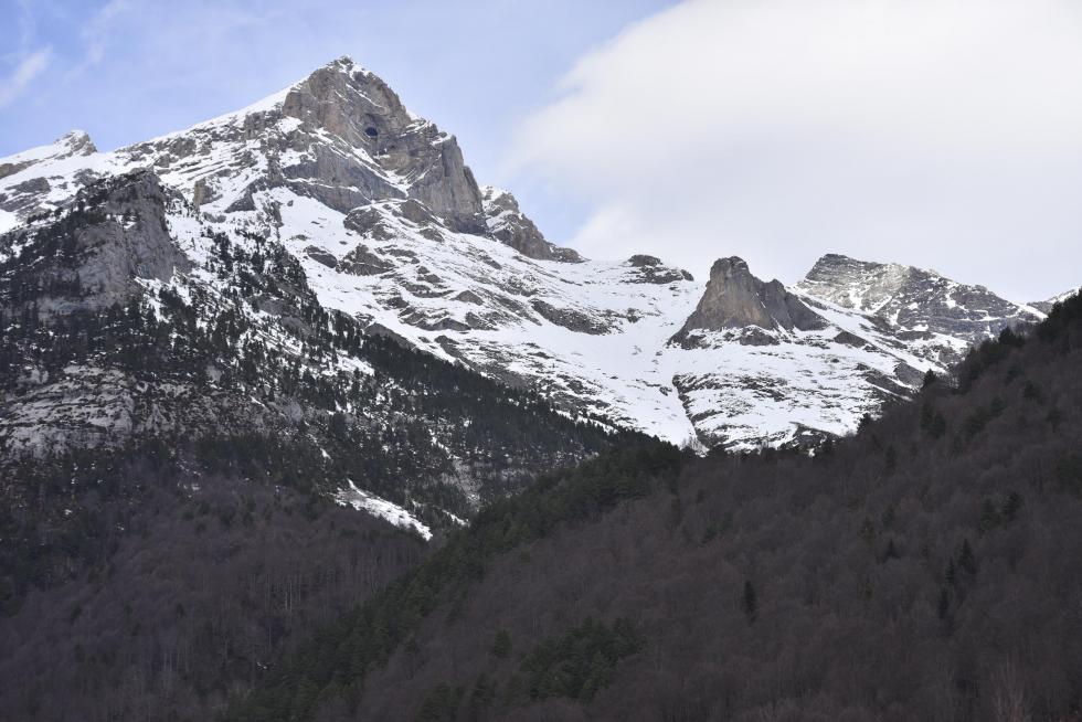 El Valle de Pineta, nevado.