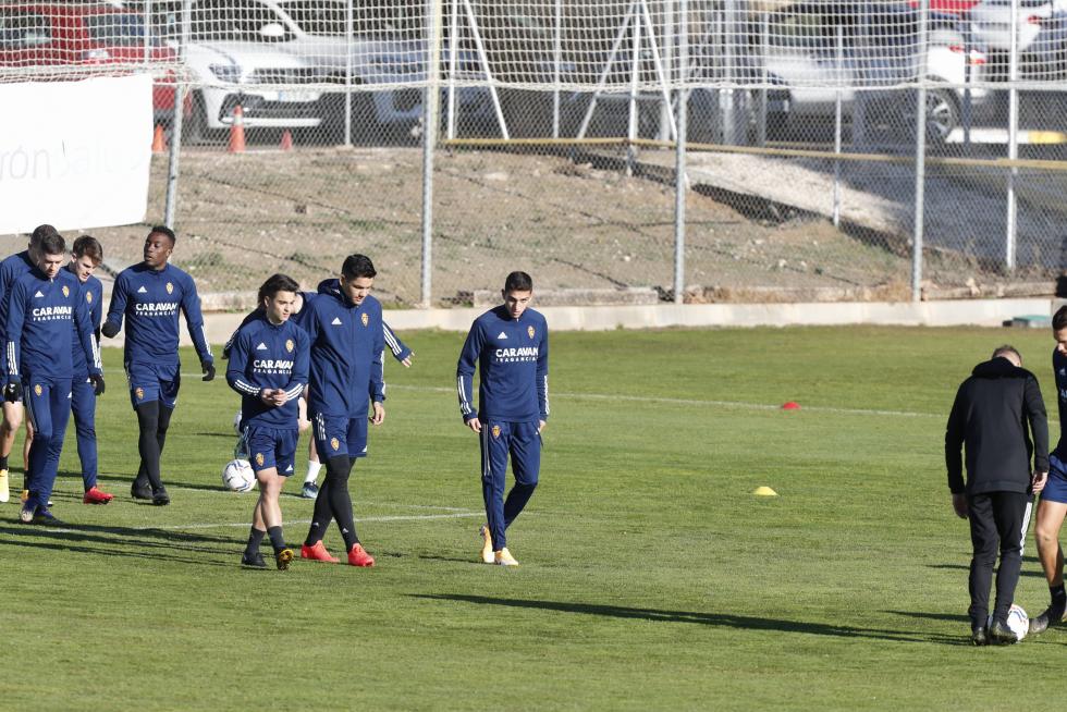 El Real Zaragoza ha entrenado este martes por la mañana. Una sesión preparatoria para el partido que el viernes enfrentará al Real Zaragoza con la Ponferradina.