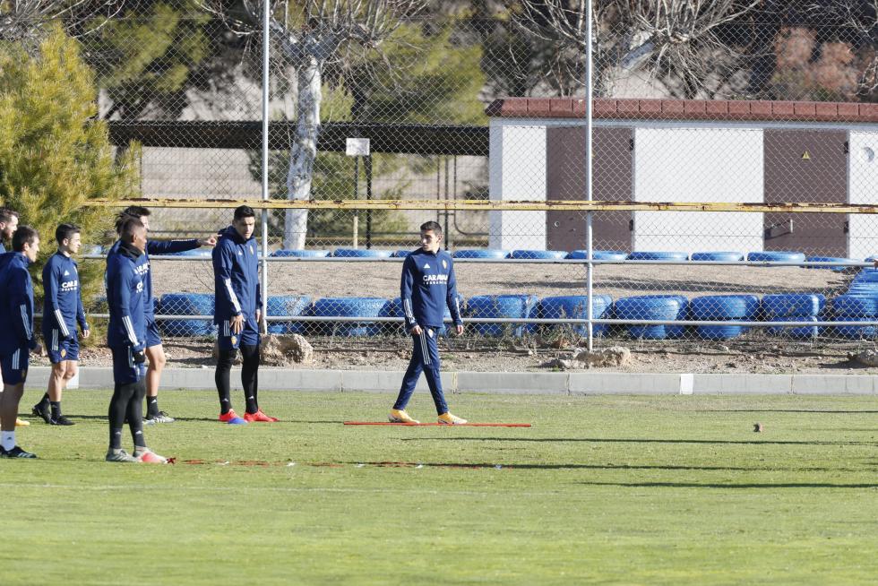 El Real Zaragoza ha entrenado este martes por la mañana. Una sesión preparatoria para el partido que el viernes enfrentará al Real Zaragoza con la Ponferradina.