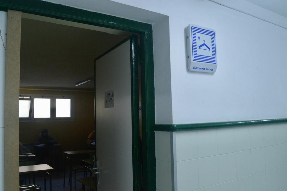 El IES Ramón y Caja de Huesca ha tenido que habilitar aulas en sitios de lo más insospechados ante la falta de espacio.