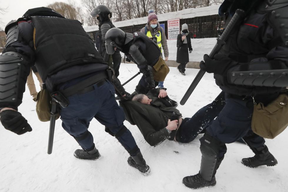 Detenciones masivas en Rusia en las manifestaciones de apoyo a Navalni