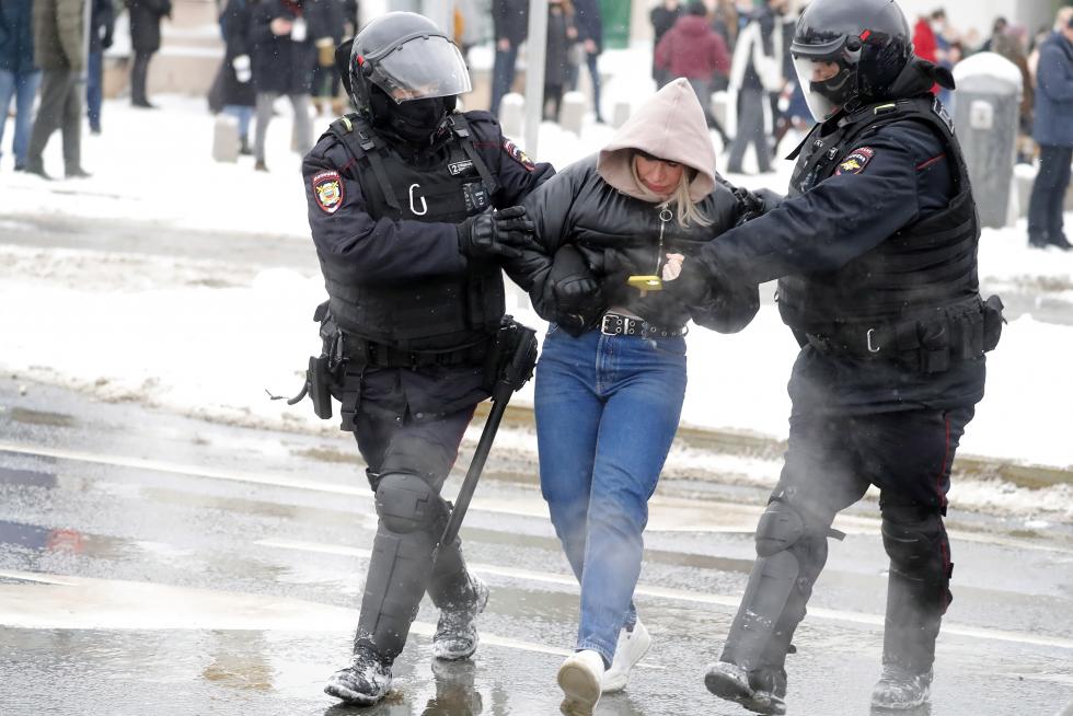 Detenciones masivas en Rusia en las manifestaciones de apoyo a Navalni
