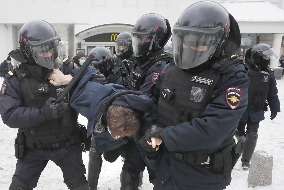 Detenciones masivas en Rusia en las manifestaciones de apoyo a Navalni