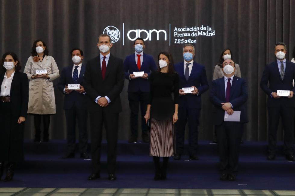 Los reyes presiden la entrega de premios de la APM