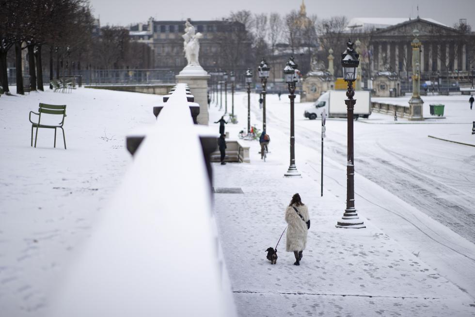 Paris blanketed in snow as winter chill sweeps across northern France