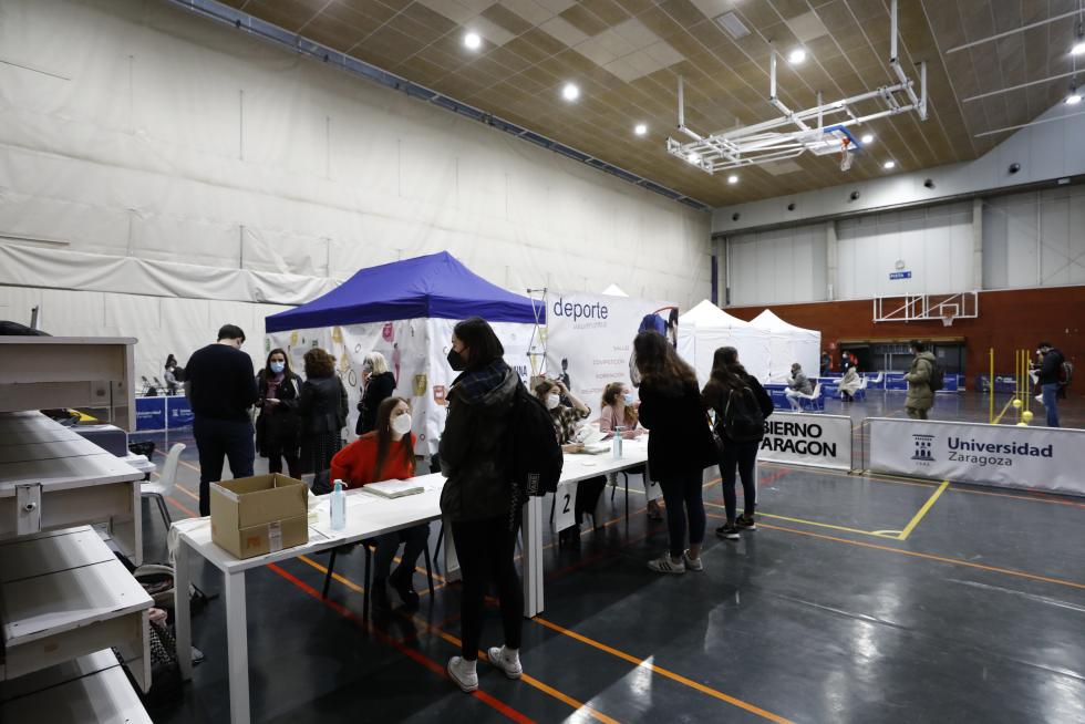 Galería de imágenes de la vacunación de estudiantes en Aragón