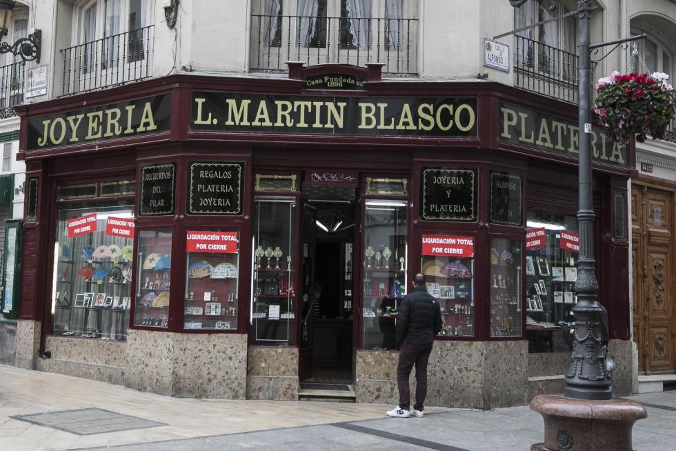 Alfonso se queda sin sus locales singulares