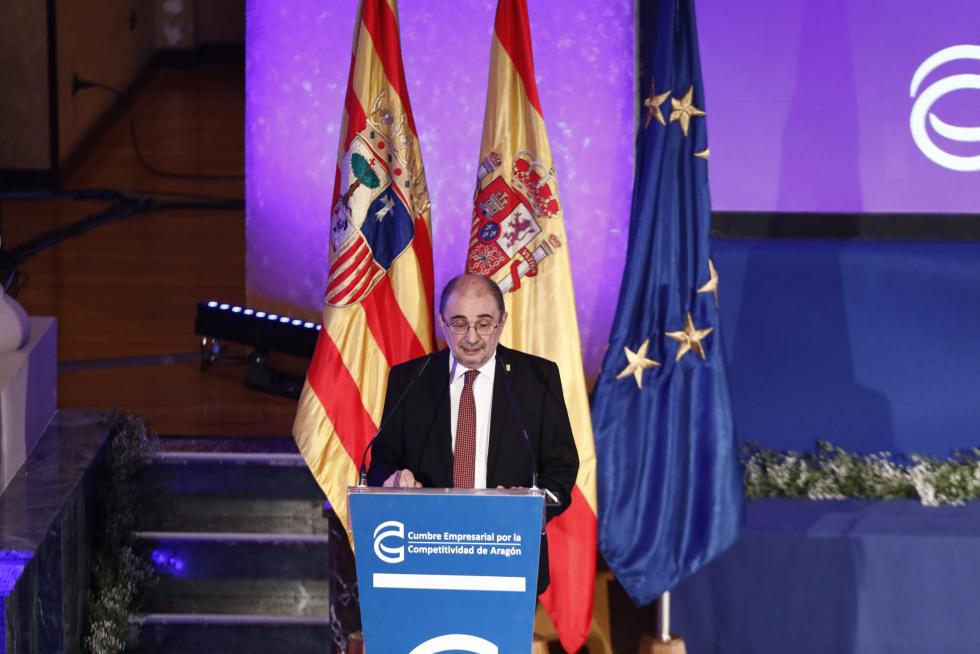 El Rey Felipe VI preside la cumbre de la CEOE en Aragón