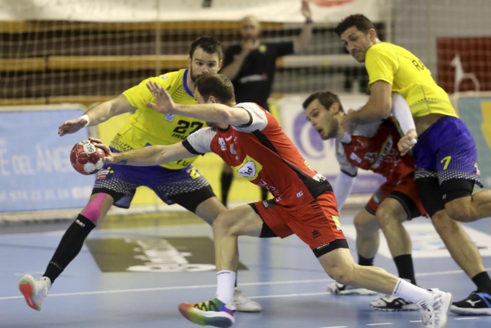 El Bada Huesca consigue una gran victoria ante el Bidasoa